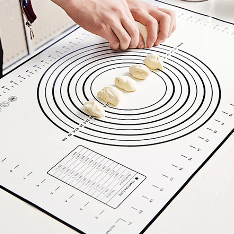 Silicone baking mat: Non-stick, large, perfect for kitchen dough rolling